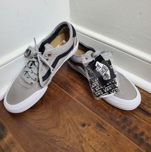 NWT Vans 'Chima Pro 2 DRIZZ' White/Black/Grey Shoe